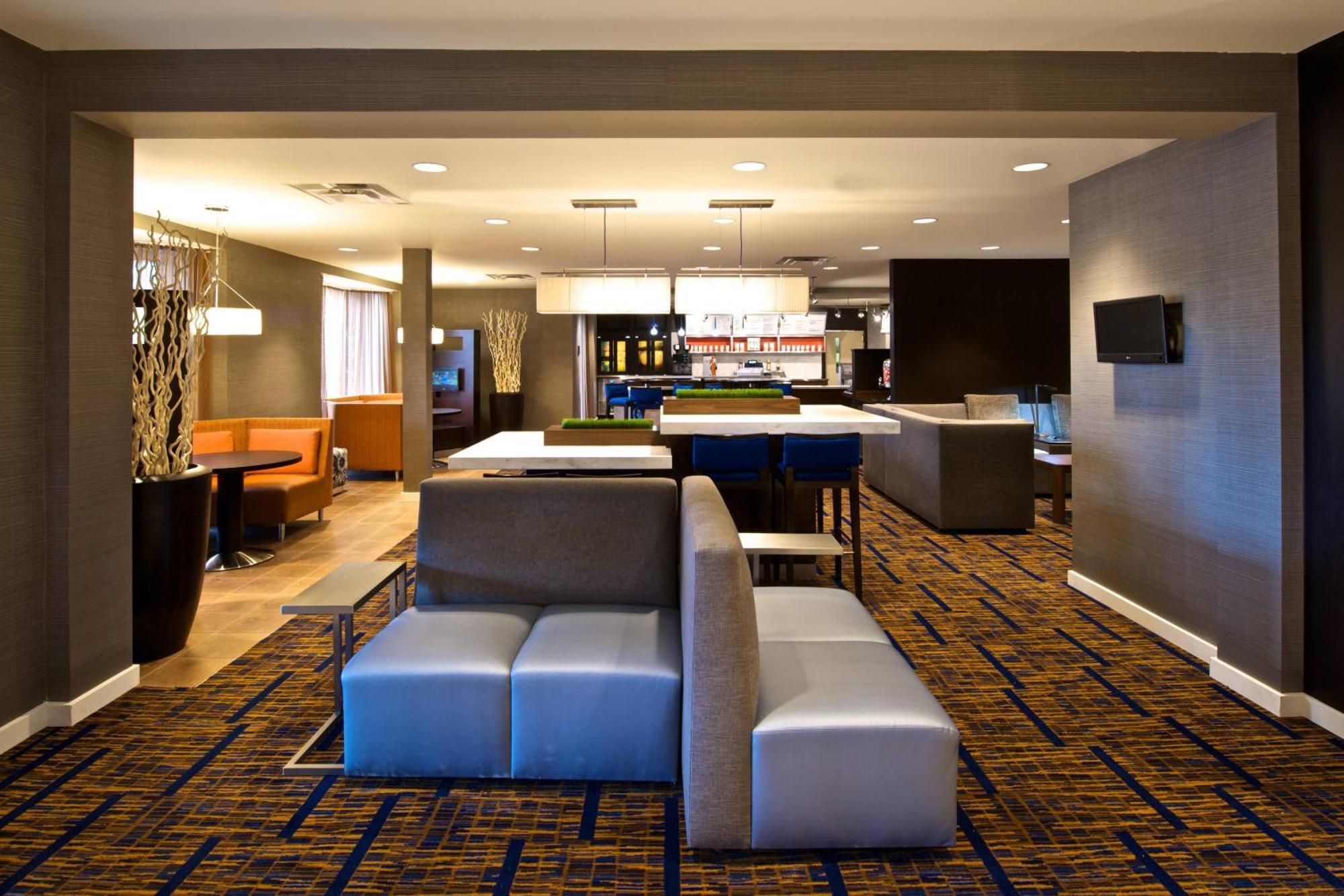 Country Inn & Suites By Radisson, Columbus-Edinburgh Екстериор снимка