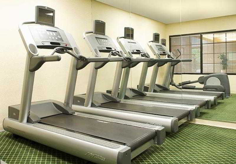 Country Inn & Suites By Radisson, Columbus-Edinburgh Екстериор снимка